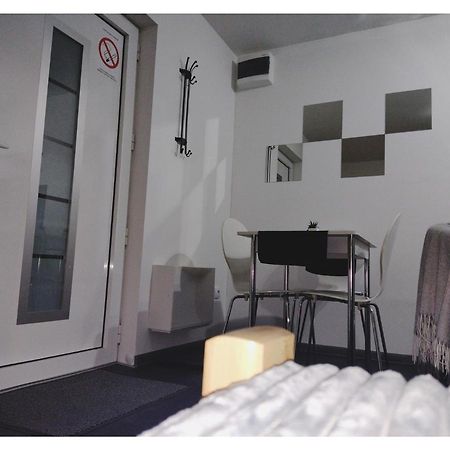 Apartmani Domo Sd Smederevo Esterno foto