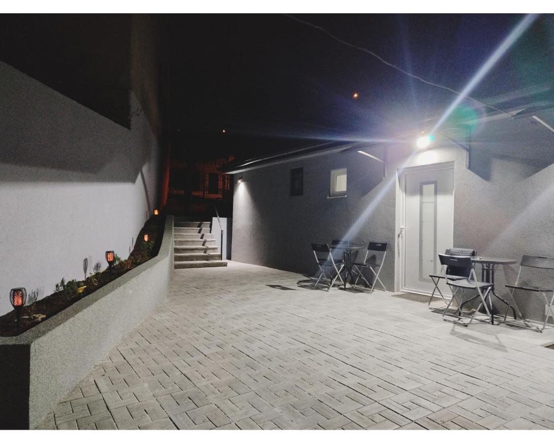 Apartmani Domo Sd Smederevo Esterno foto